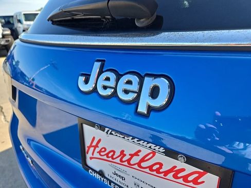 Used 2022 Jeep Compass Limited AWD/4WD image 22