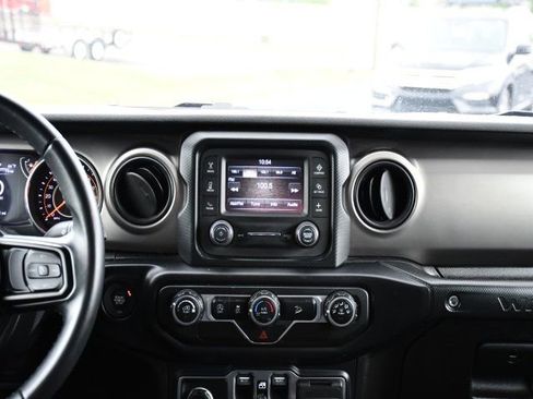 Used 2019 Jeep Wrangler Unlimited Sport S AWD/4WD image 27