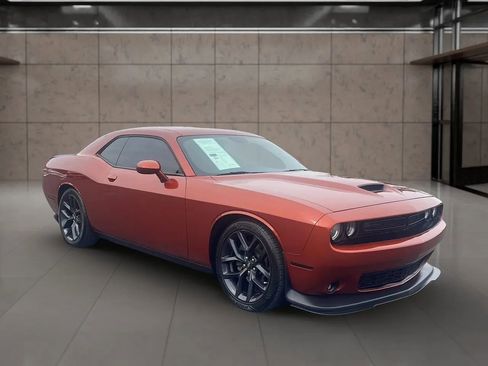 Used 2020 Dodge Challenger R/T w/ Blacktop Package image 7
