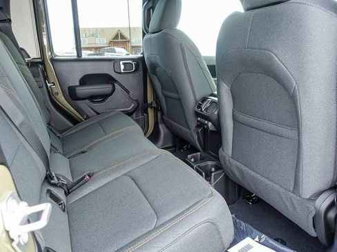 New 2026 Jeep Gladiator Sport image 10