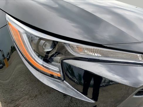 Used 2026 Toyota Corolla LE FWD image 27