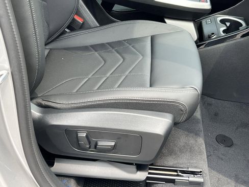 New 2025 BMW X1 xDrive28i w/ Technology Package image 27