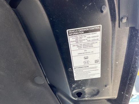 Used 2024 Honda Pilot EX-L image 24