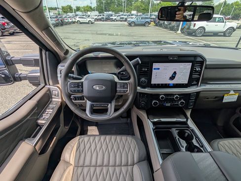 New 2025 Ford F250 Platinum w/ Platinum Plus Package image 17