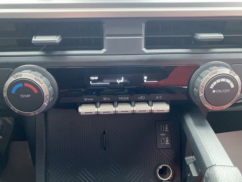 Used 2025 Toyota 4Runner SR5 image 37