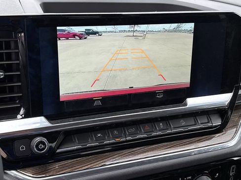 Used 2025 Chevrolet Silverado 1500 LT Trail Boss w/ LPO, Dark Essentials Package image 17