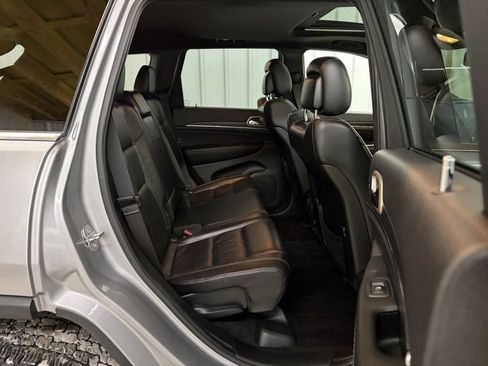 Used 2015 Jeep Grand Cherokee Limited image 14