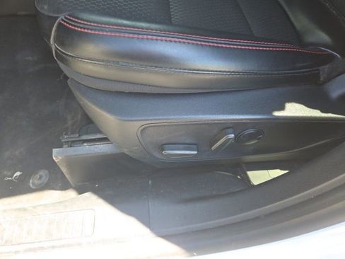 Used 2024 Ford Escape ST-Line Select AWD/4WD image 16