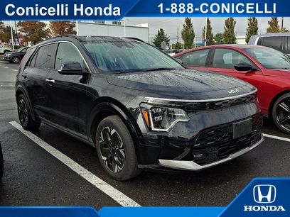 Used 2023 Kia Niro Wave w/ Wave Preserve Package