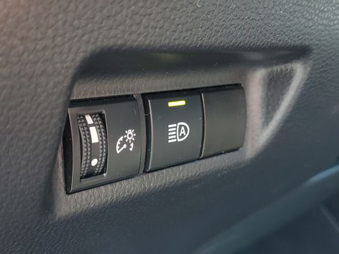 Certified 2025 Toyota RAV4 XLE AWD/4WD image 22