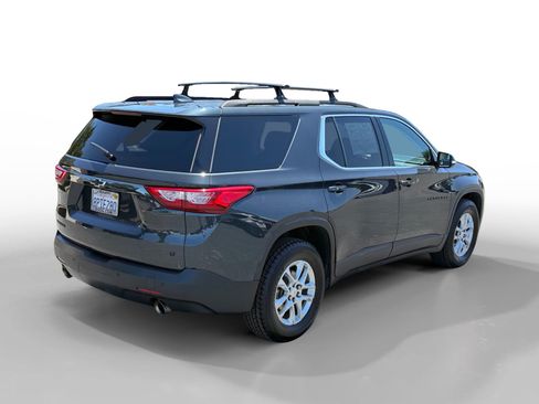 Used 2020 Chevrolet Traverse LT FWD image 5