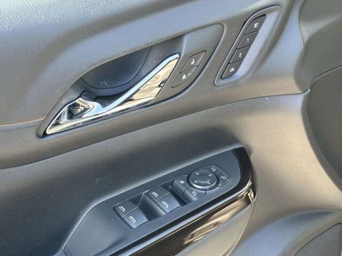 Used 2023 GMC Acadia AT4 w/ Technology Package image 17