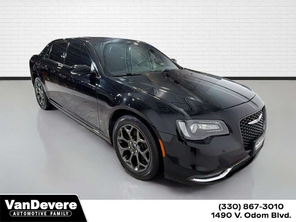 Used 2018 Chrysler 300 S w/ 300S Premium Group AWD/4WD image 1