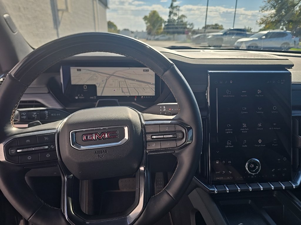 Used 2025 GMC Acadia AT4 w/ Super Cruise Package AWD/4WD image 18
