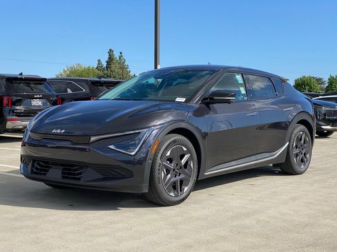 New 2025 Kia EV6 Light AWD/4WD image 7