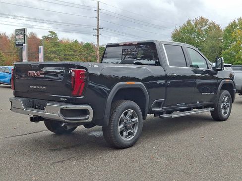 New 2026 GMC Sierra 2500 SLT w/ SLT Premium Package image 4