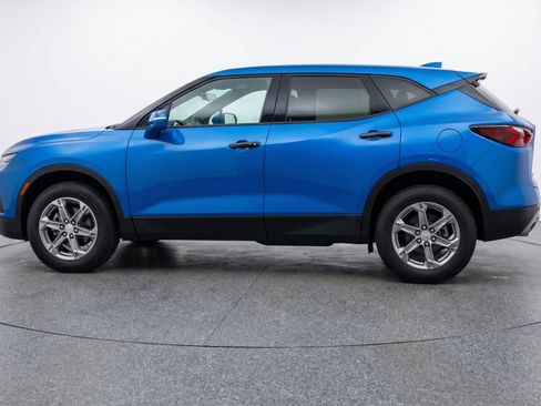 Used 2025 Chevrolet Blazer LT FWD image 5