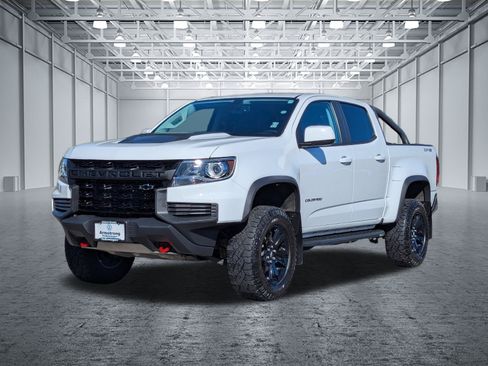 Used 2022 Chevrolet Colorado ZR2 w/ ZR2 Dusk Special Edition AWD/4WD image 9
