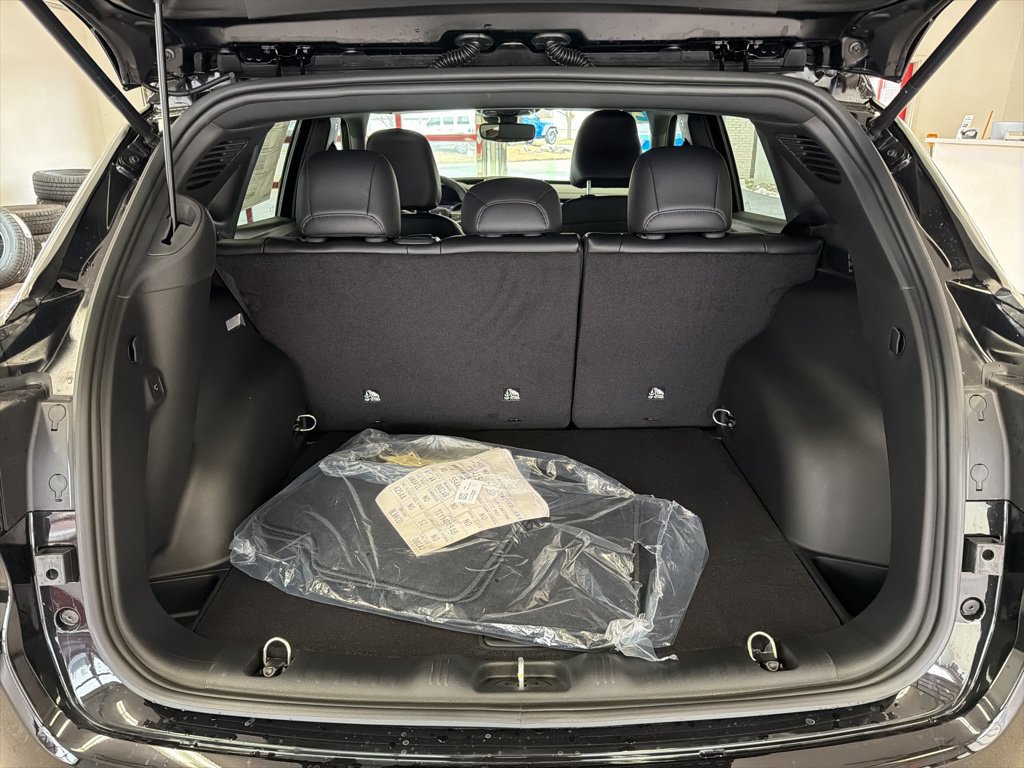 New 2026 Jeep Compass Limited AWD/4WD image 24