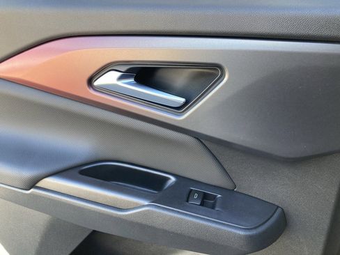 New 2026 Chevrolet Equinox EV RS image 23