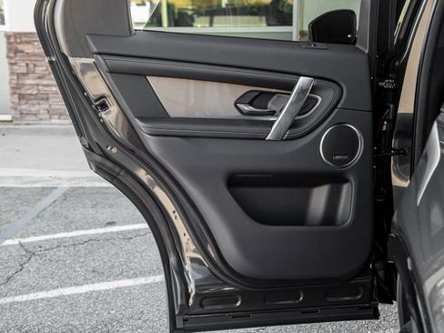 Used 2024 Land Rover Discovery Sport Dynamic SE image 20