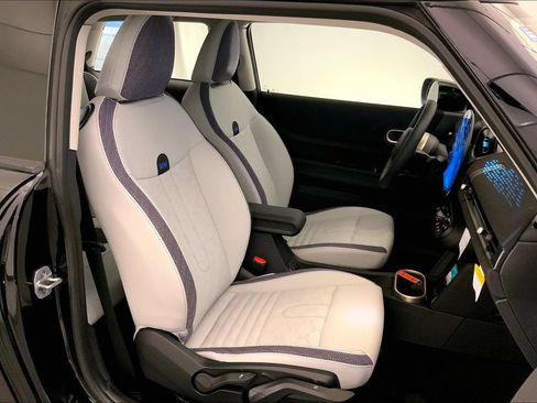 New 2026 MINI Cooper 2-Door Hardtop FWD image 7