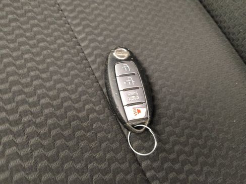 Used 2020 Nissan Sentra S FWD image 32