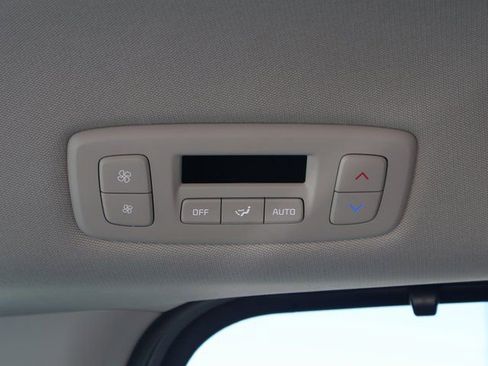 New 2026 Kia Carnival EX FWD image 20