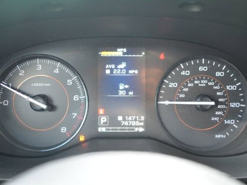 Used 2019 Subaru Crosstrek 2.0i Premium w/ Eyesight System AWD/4WD image 12