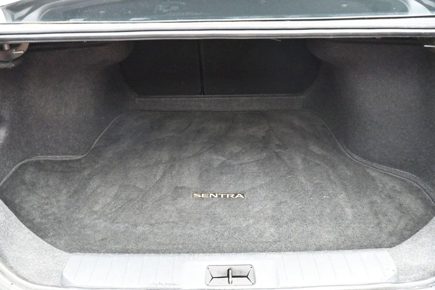 Used 2024 Nissan Sentra S FWD image 9