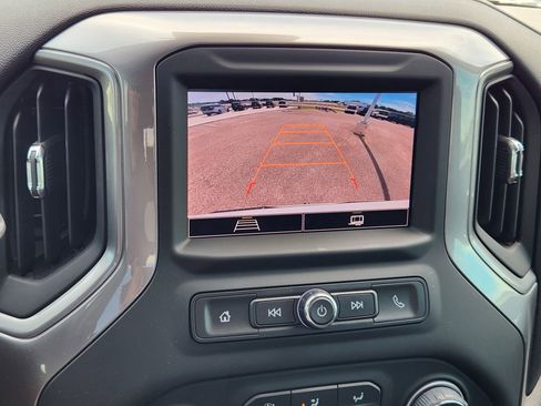 Used 2024 Chevrolet Silverado 1500 Custom image 22