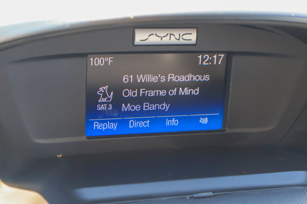 Used 2017 Ford Escape SE FWD image 3