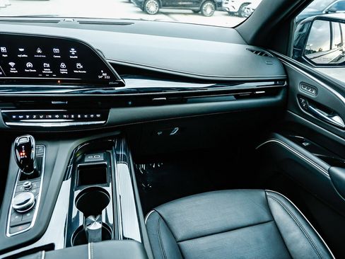 Used 2023 Cadillac Escalade Sport image 15