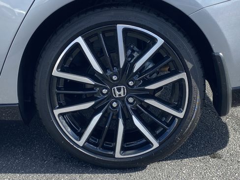 Certified 2025 Honda Accord Touring image 7