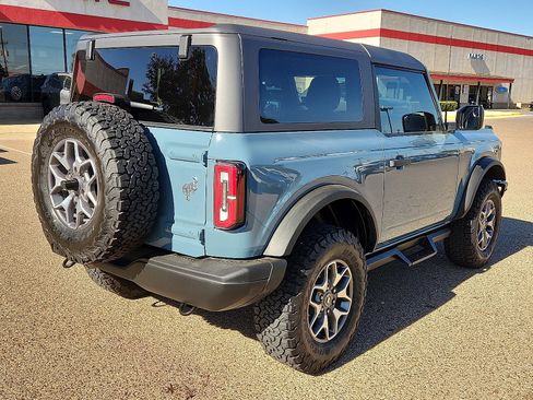 Used 2023 Ford Bronco Badlands image 4
