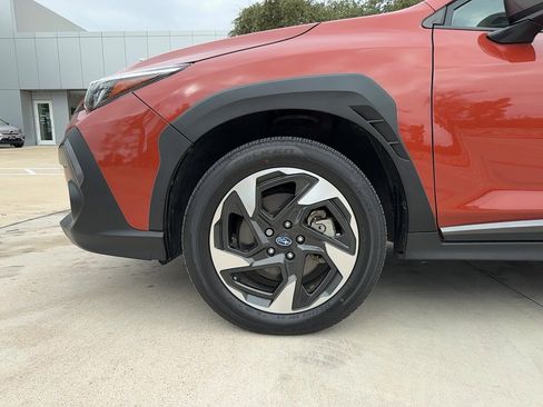 Used 2024 Subaru Crosstrek 2.5i Limited w/ Popular Package #3A image 9