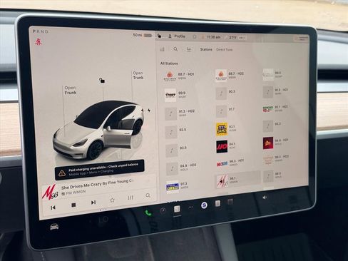 Used 2023 Tesla Model Y Long Range image 22