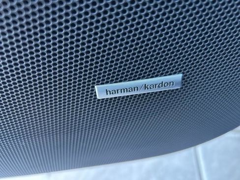 Certified 2022 Subaru Forester Limited image 12