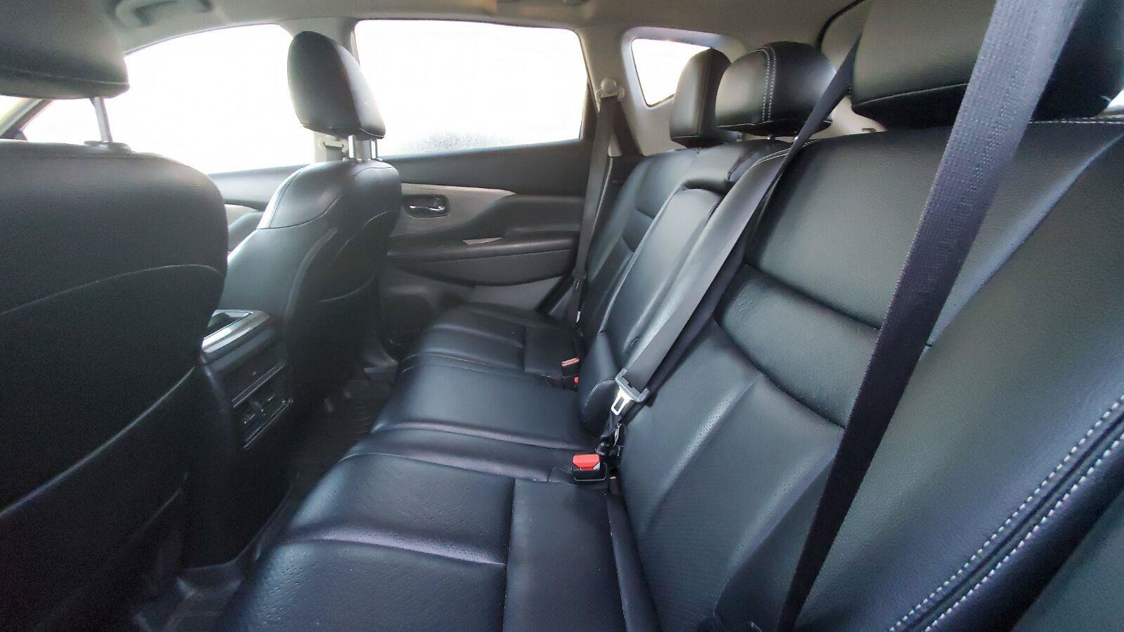 Used 2018 Nissan Murano SV FWD image 5