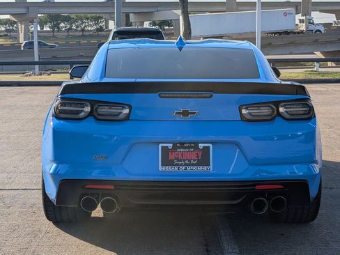 Used 2022 Chevrolet Camaro SS RWD image 5