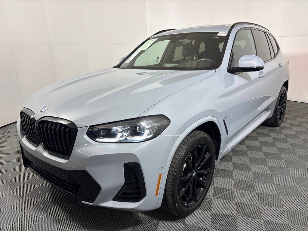 Certified 2024 BMW X3 xDrive30i w/ M Sport Package AWD/4WD image 2