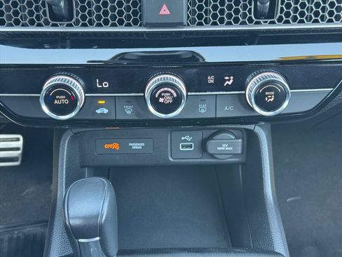 Used 2024 Honda Civic Sport image 13