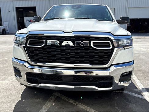 Used 2025 RAM 1500 Big Horn AWD/4WD image 2