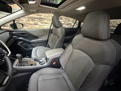 Used 2024 Subaru Crosstrek 2.0i Premium image 12