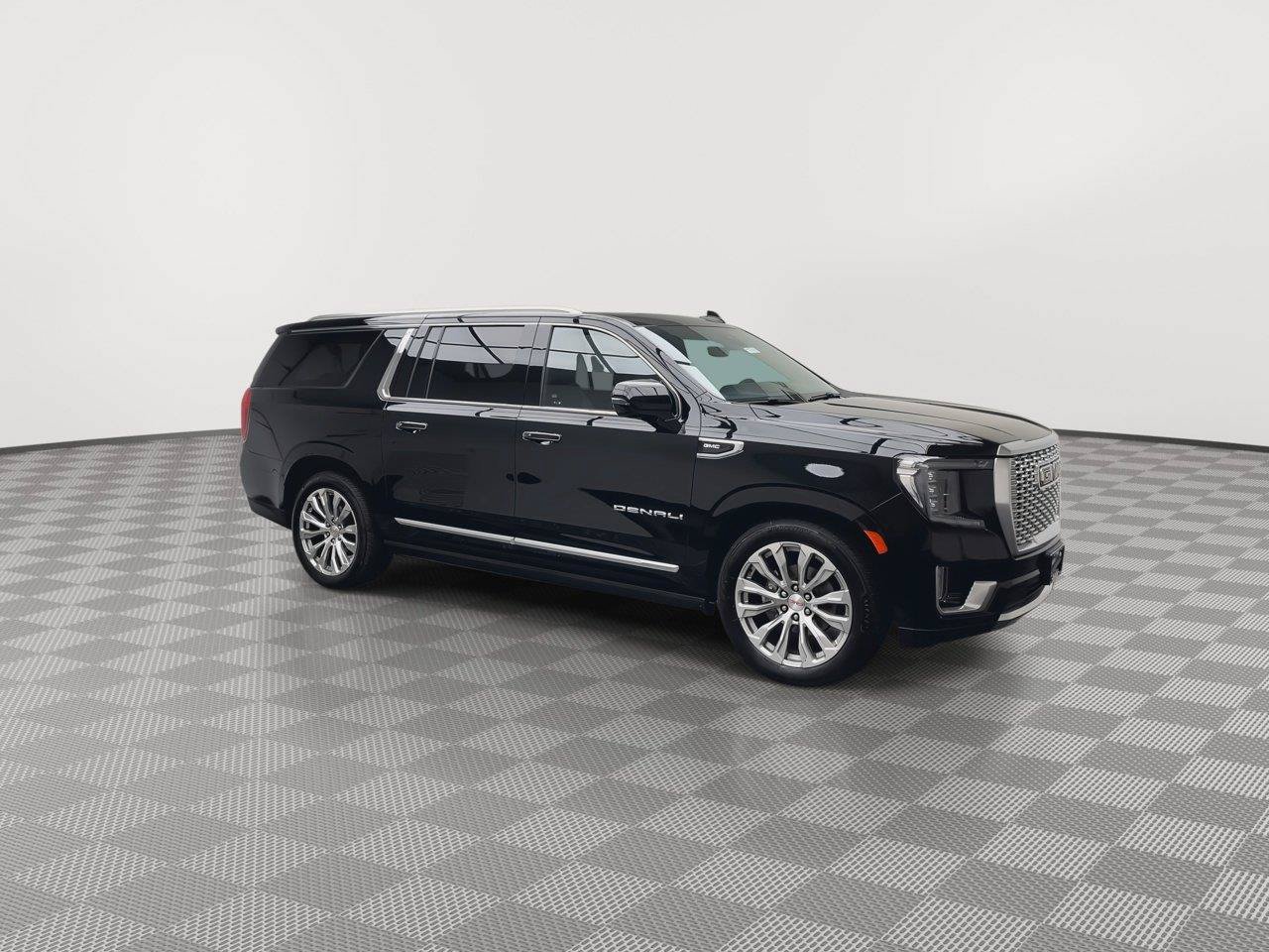 Certified 2024 GMC Yukon XL Denali w/ Advanced Technology Package AWD/4WD image 45