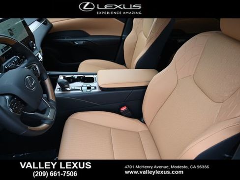 New 2026 Lexus RX 450h AWD image 9