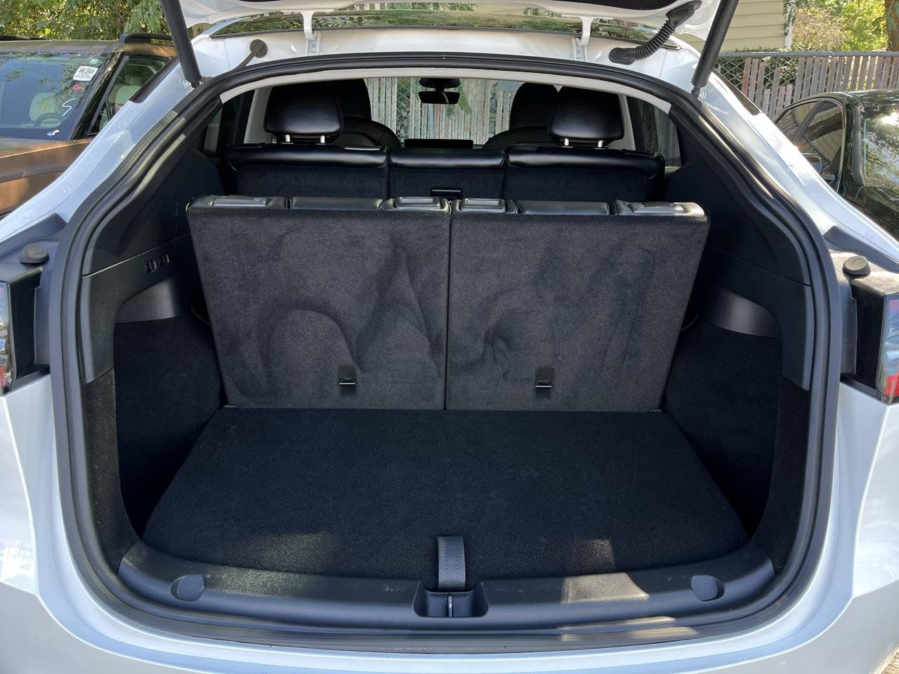 Used 2025 Tesla Model Y Long Range AWD/4WD image 19