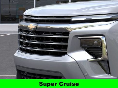 New 2026 Chevrolet Traverse LT w/ Enhanced Driving Package FWD image 15