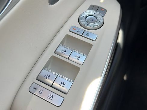 Certified 2026 Genesis GV70 2.5T Select AWD/4WD image 20