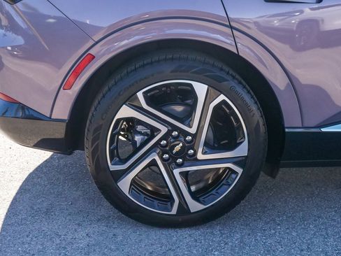 New 2026 Chevrolet Equinox EV LT image 6